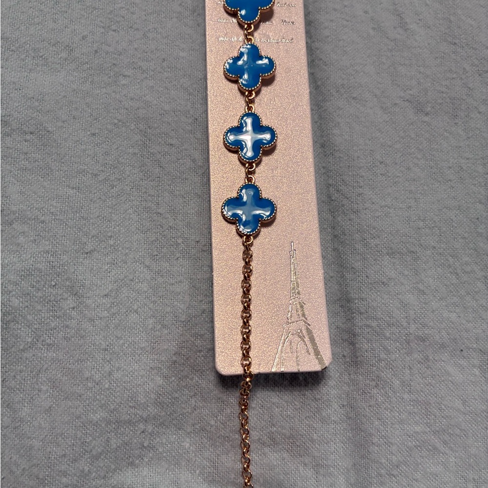 Fashion Jewelry Blue Clover Bracelet - Picture 4 of 7